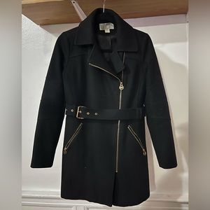 Michael Kors coat. Comes in black with gold accents. Belt included.